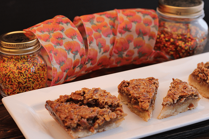 Pecan Pie Bars via Cookie Dough and Oven Mitt