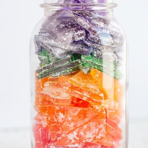 https://www.cookiedoughandovenmitt.com/wp-content/uploads/2013/12/Homemade-Rock-Candy-Recipe-13-Image-500x500.jpg