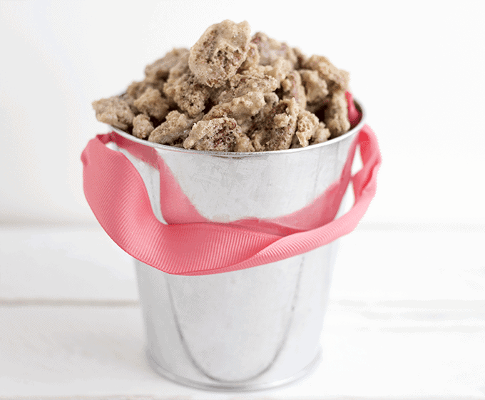 Candied Pecans - Cookie Dough and Oven Mitt