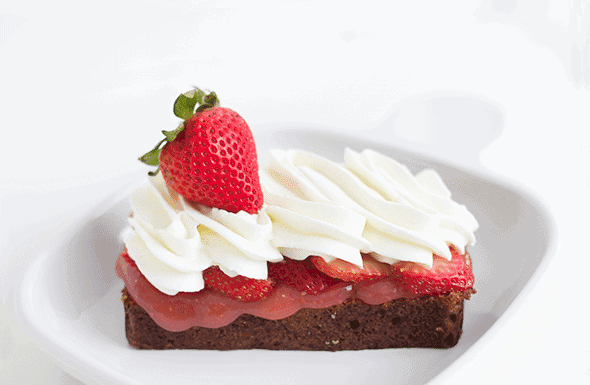Strawberry Banana Shortcake