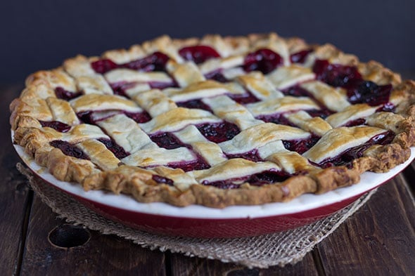 Mixed Berry Pie in a red pie plate