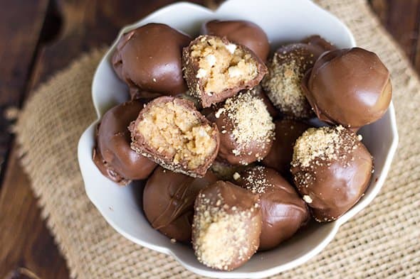 overheat image of the truffles broke in half showing the soft graham cracker inside