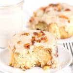 Maple Bacon Overnight Cinnamon Rolls - plan and make ahead breakfast! cinnamon rolls topped with the best maple coffee glaze and bacon bits!