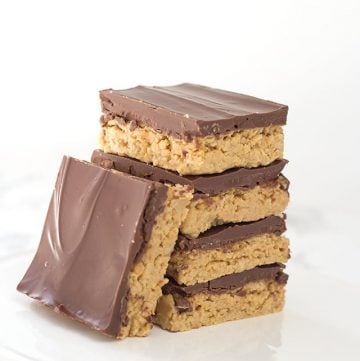 No Bake Peanut Butter Potato Chip Bars - sweet and salty peanut butter potato chip filling with a milk chocolate layer on top.