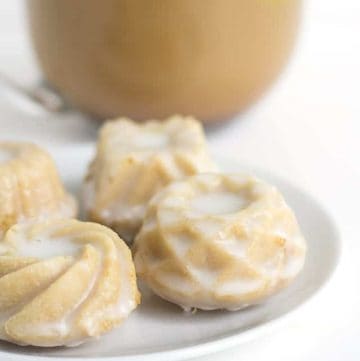 Mini Coffee and Cream Cakes - Moist little coffee flavored cakes with a vanilla butter glaze poured over top.