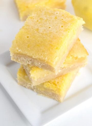 Lemony Lemon Bars - these easy lemon bars are a hit every time I make them! They're sweet with loads of tangy lemon flavor to them.