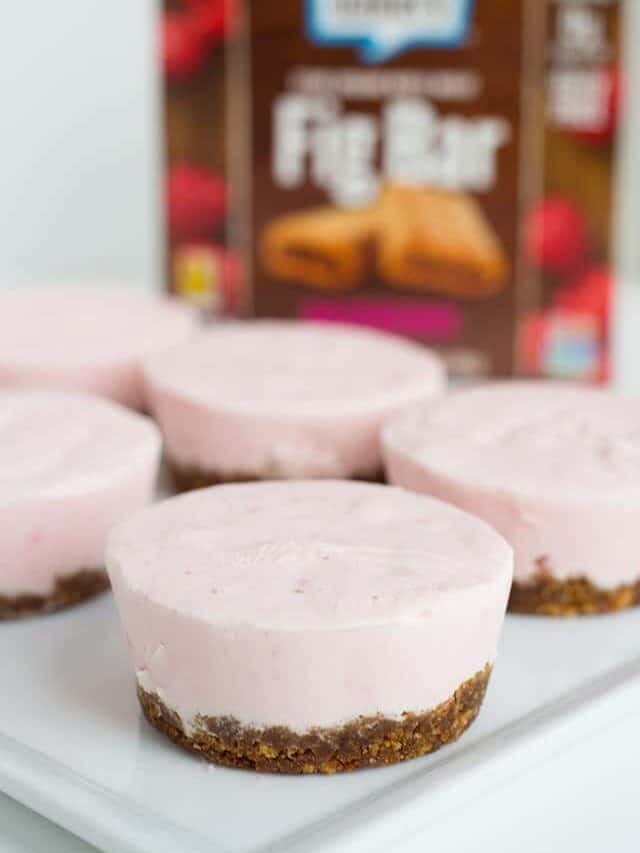 Raspberry Frozen Yogurt Pies Story