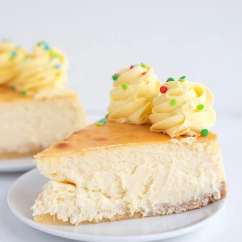 showing the slice of sugar cookie cheesecake
