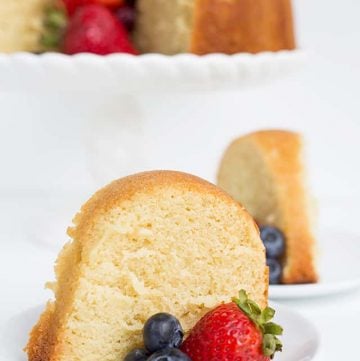 slice of vanilla pound cake with fresh berries