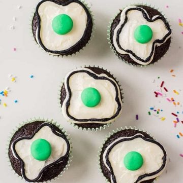 Dr. Seuss Cupcakes with sprinkles scattered