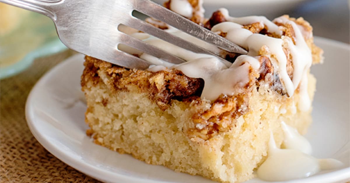 Apple Fritter Cake Cookie Dough and Oven Mitt