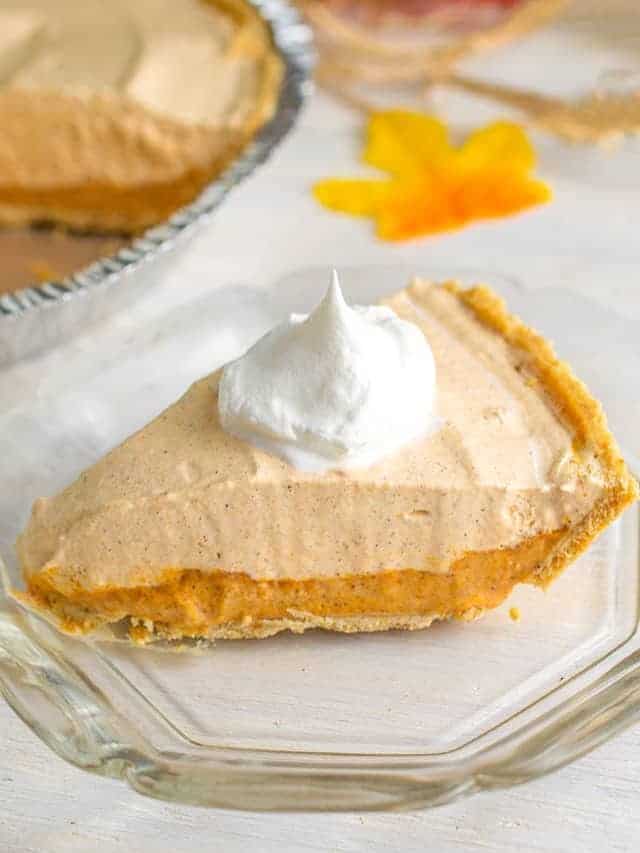 cropped-Pumpkin-Ice-Cream-Pie-6-Cookie-Dough-and-Oven-Mitt.jpg