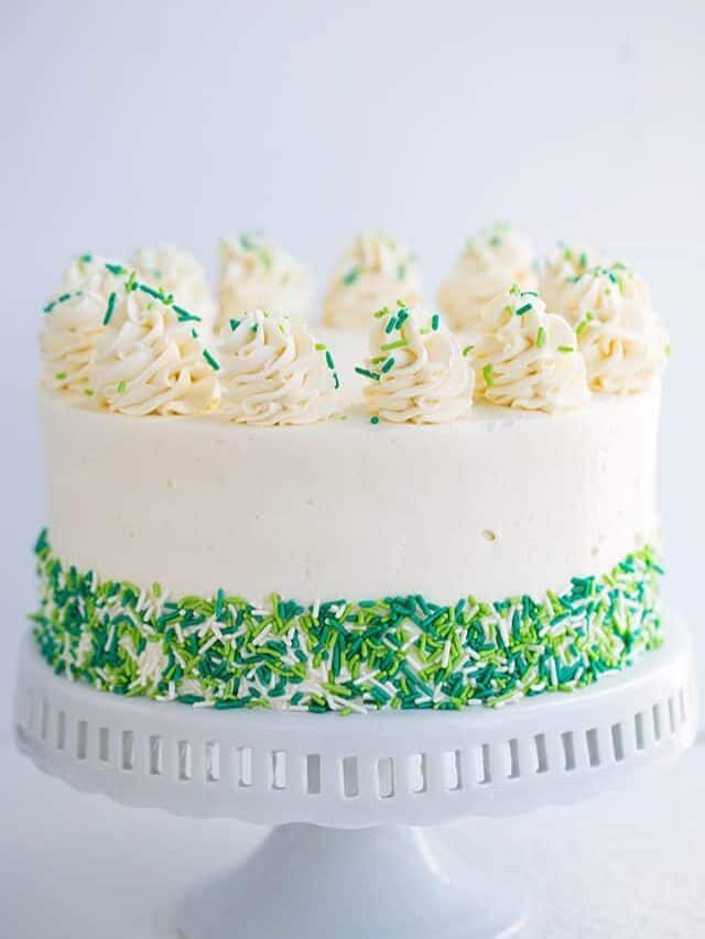 cropped-Guinness-and-Baileys-Cheesecake-Cake-1-Photo-Cookie-Dough-and-Oven-Mitt.jpg