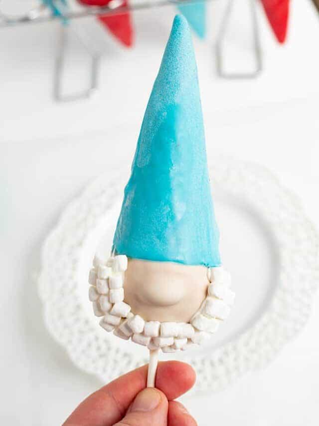 Christmas Gnome Cake Pops Story