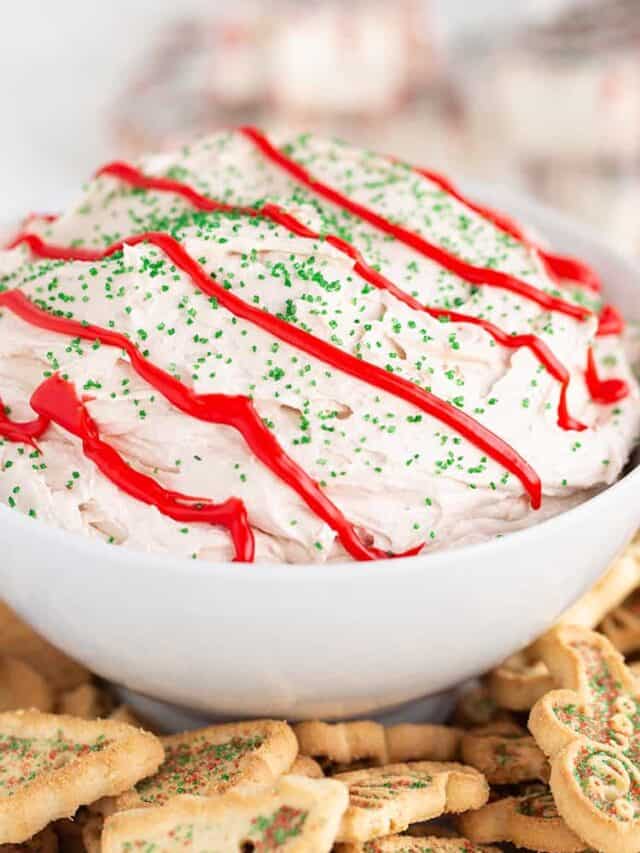 cropped-Little-Debbie-Christmas-Tree-Cake-Dip-1-Photo-Cookie-Dough-and-Oven-Mitt.jpg