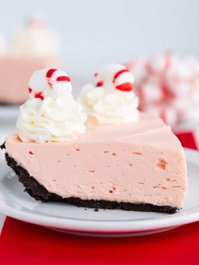 cropped-Peppermint-Pie-Recipe-4-Picture-Cookie-Dough-and-Oven-Mitt-1.jpg