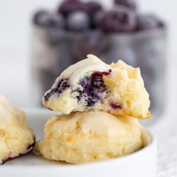 Blueberry Cheesecake Cookie Recipe 4 Picture Cookie Dough and Oven Mitt