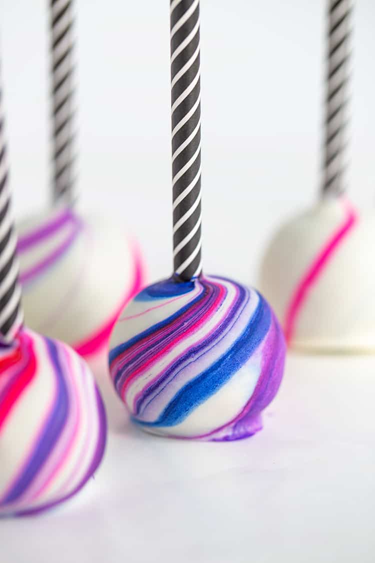 Swirl Pops on Crazy Straws - 20 Pc.