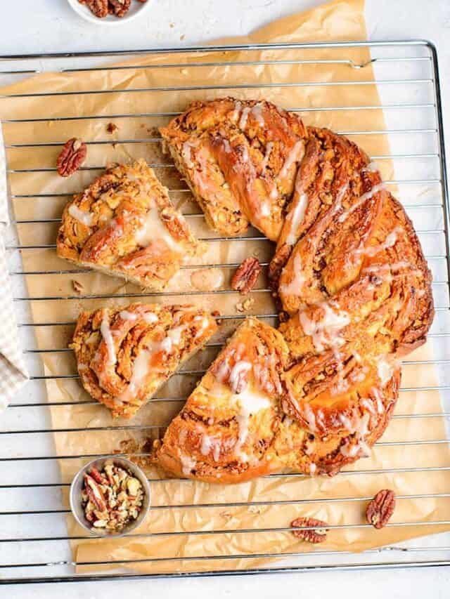 Maple Pecan Wreath Bread Story