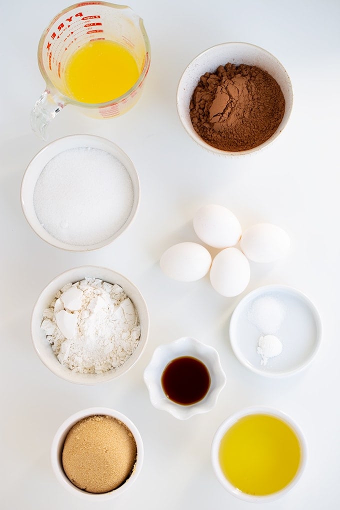 Ingredients: Butter, cocoa powder, sugar, eggs, flour, salt, vanilla, brown sugar, vegetable oil.