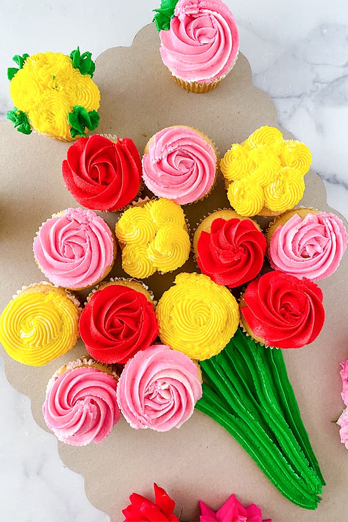 Finished cupcake bouquet close-up.