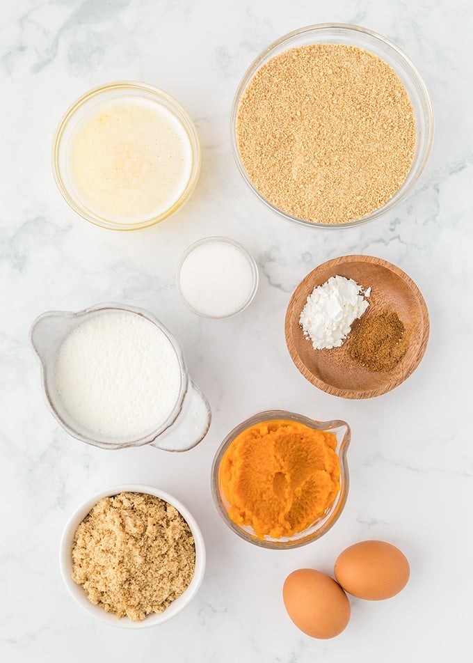 The ingredients for a pumpkin pie recipe.