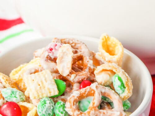 Christmas White Trash Recipe (Snack Mix) - Cookie Dough and Oven Mitt